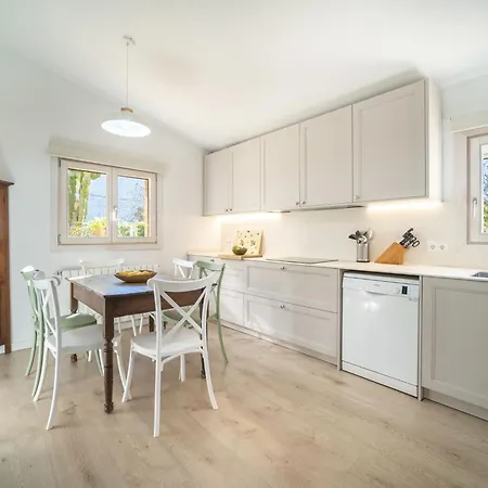 Vins By Interhome Hébergement de vacances *